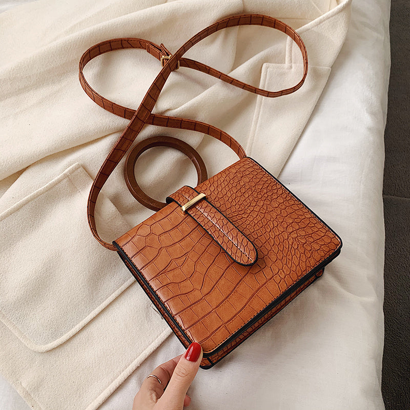 Women's retro Hong Kong style messenger bag