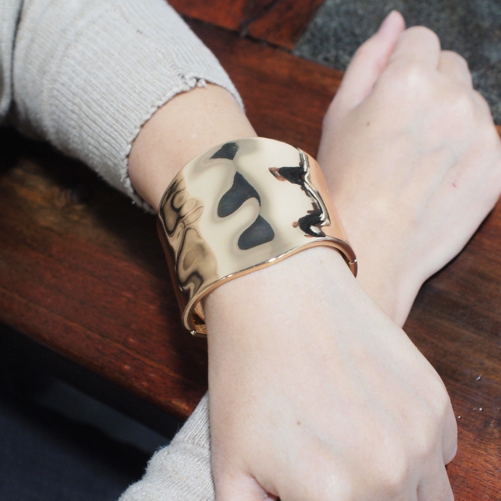New popular simple and exaggerated wide side bracelet