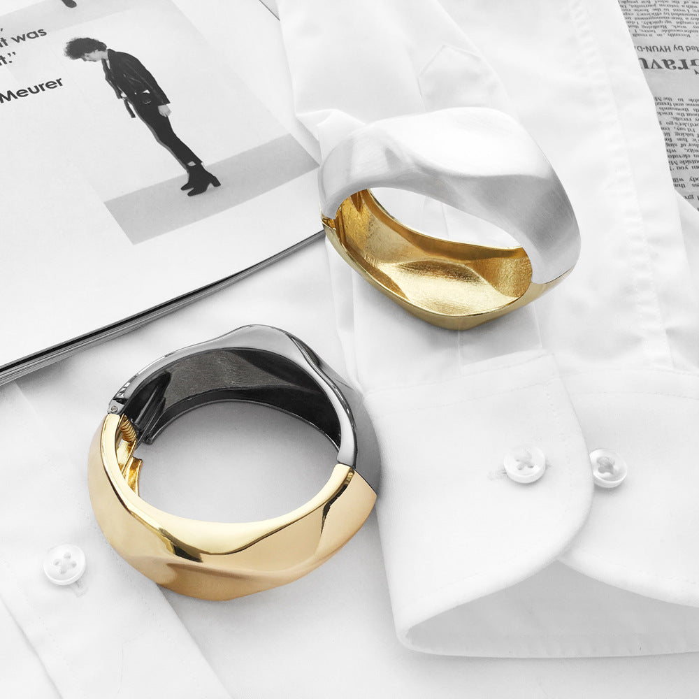 Creative European And American Zinc Alloy Spring Ring Bracelet