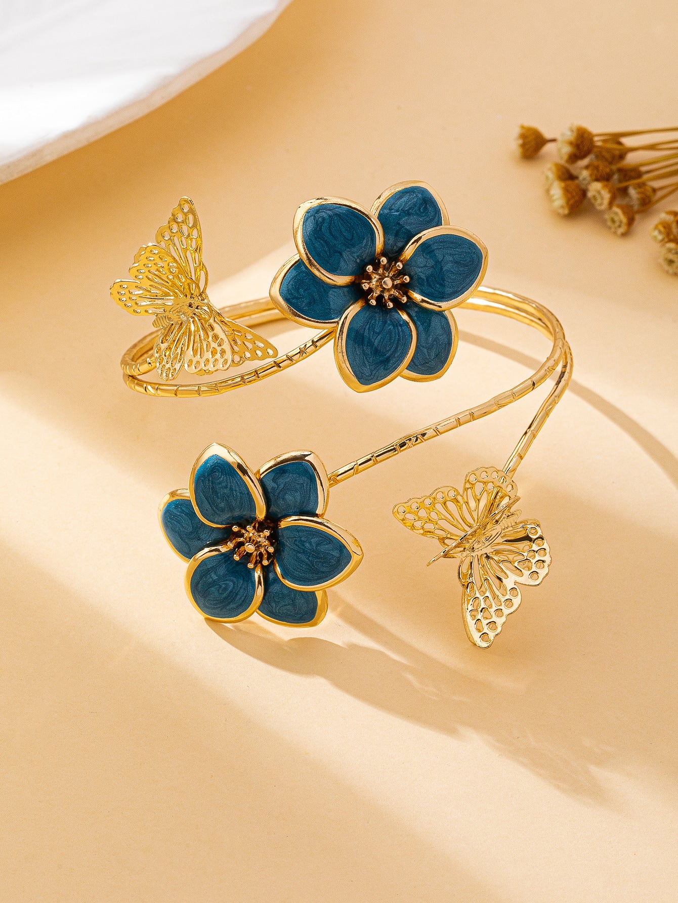 Fashion Flower Butterfly Cold Wind Women's Bangle
