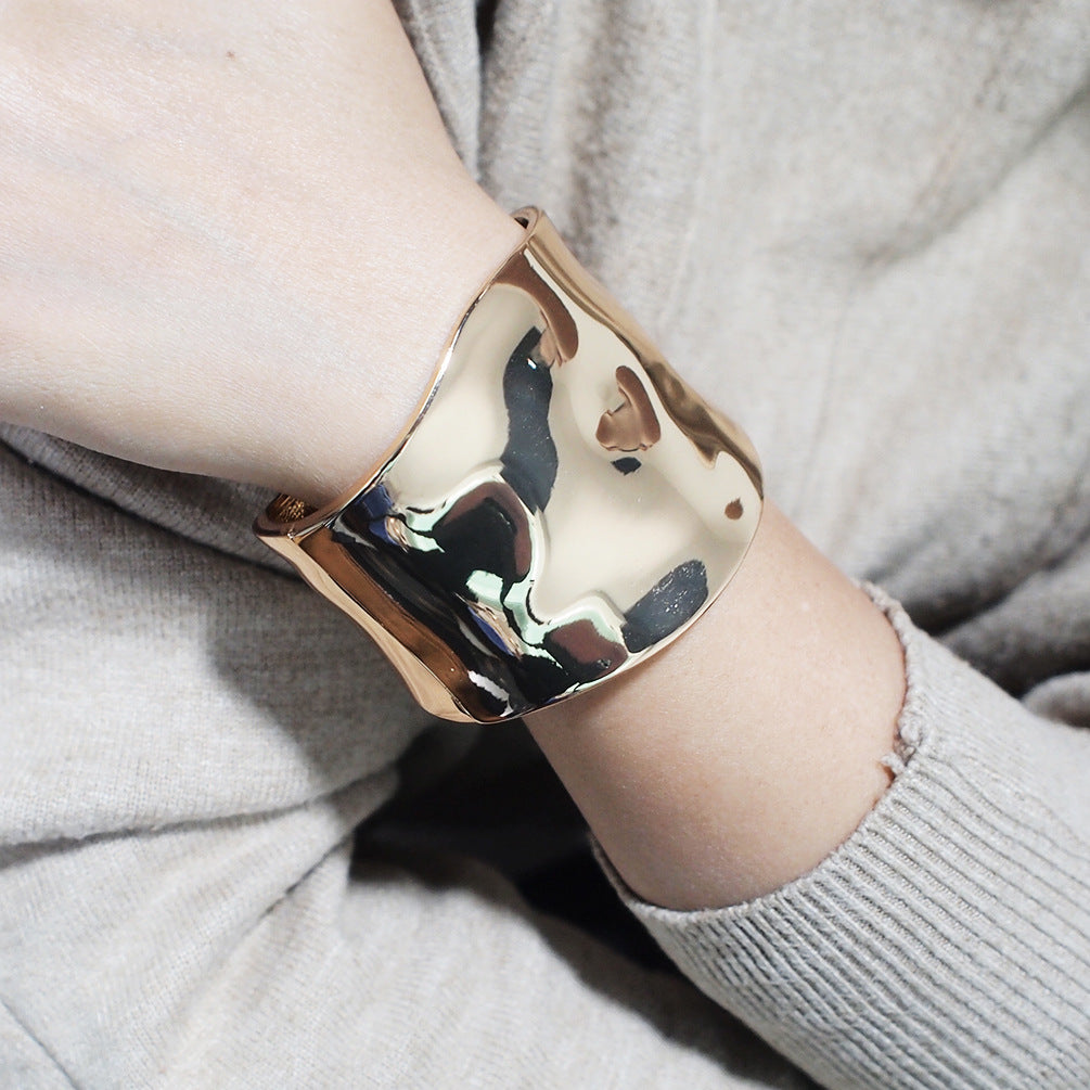 New popular simple and exaggerated wide side bracelet
