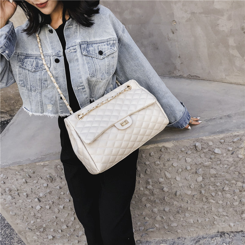 Female Rhombus One Shoulder Messenger Chain Bag