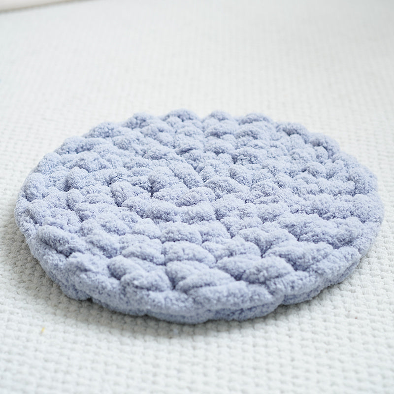 Hand-woven Thermal Knitting Pet Mat Dog And Cat Nest Mattress Wool Carpet