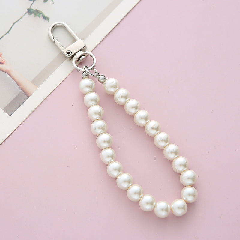 Retro Simple Tide Brand Pearl Keychain