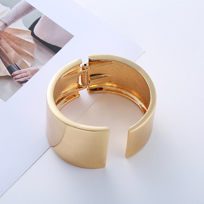 Asymmetrical Wide Side Exaggerated Mirror Bracelet