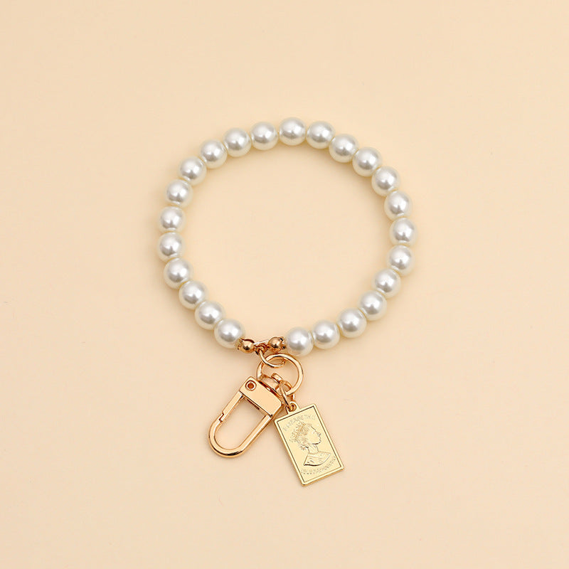 Retro Simple Tide Brand Pearl Keychain