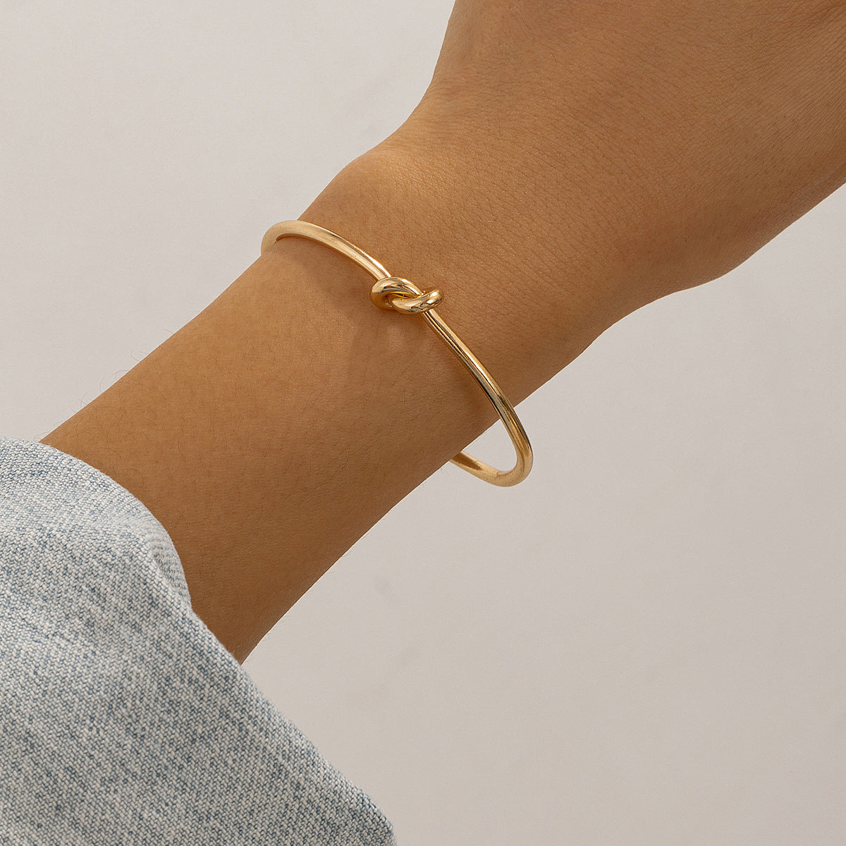 Design Double-layer Hollow Knot Open-ended Bracelet For Women Jewelry Wedding Pulseiras Lover Gift