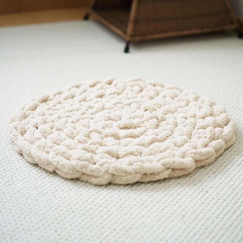 Hand-woven Thermal Knitting Pet Mat Dog And Cat Nest Mattress Wool Carpet